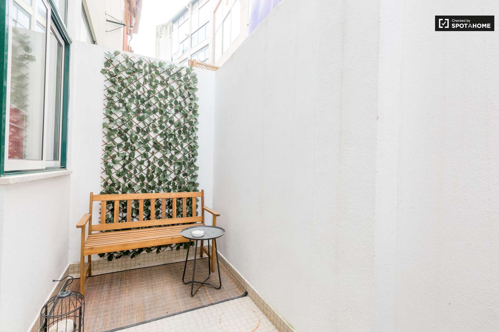 Spacious 2-bedroom apartment for rent in Beato