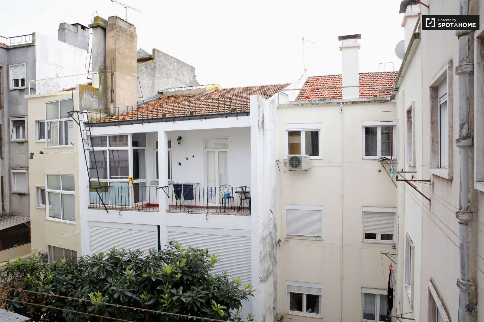 1-bedroom apartment for rent in Penha de França