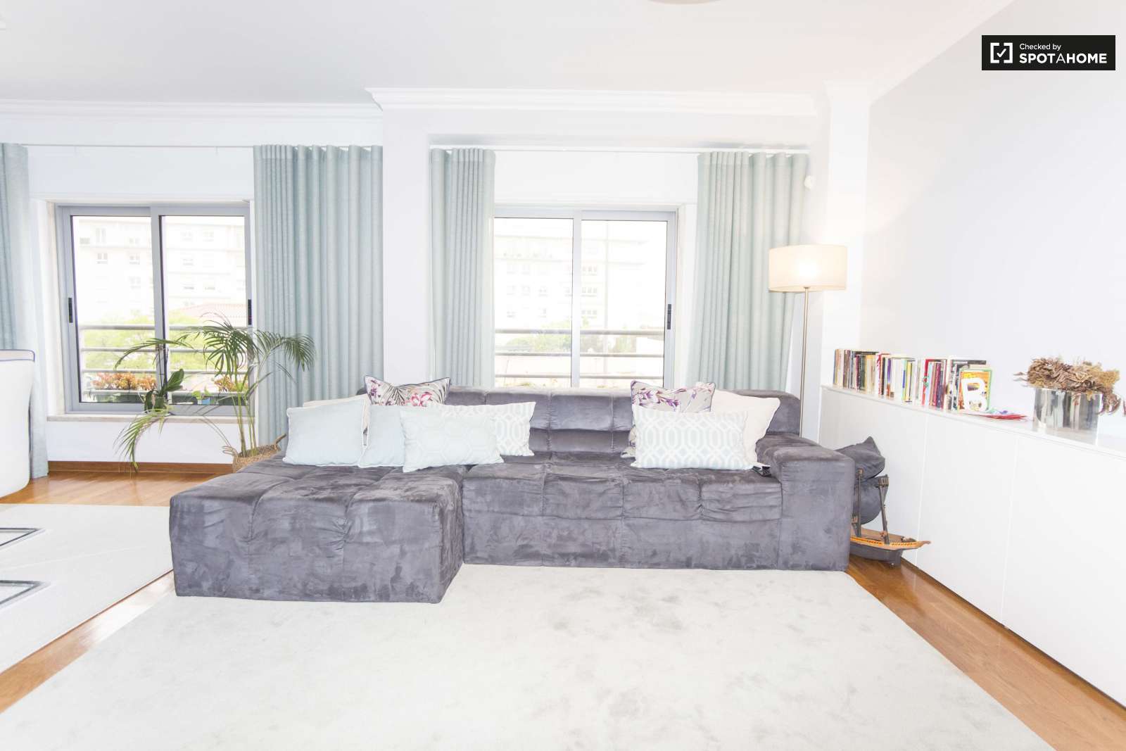 Gorgeous 3-bedroom apartment for rent in Lumiar