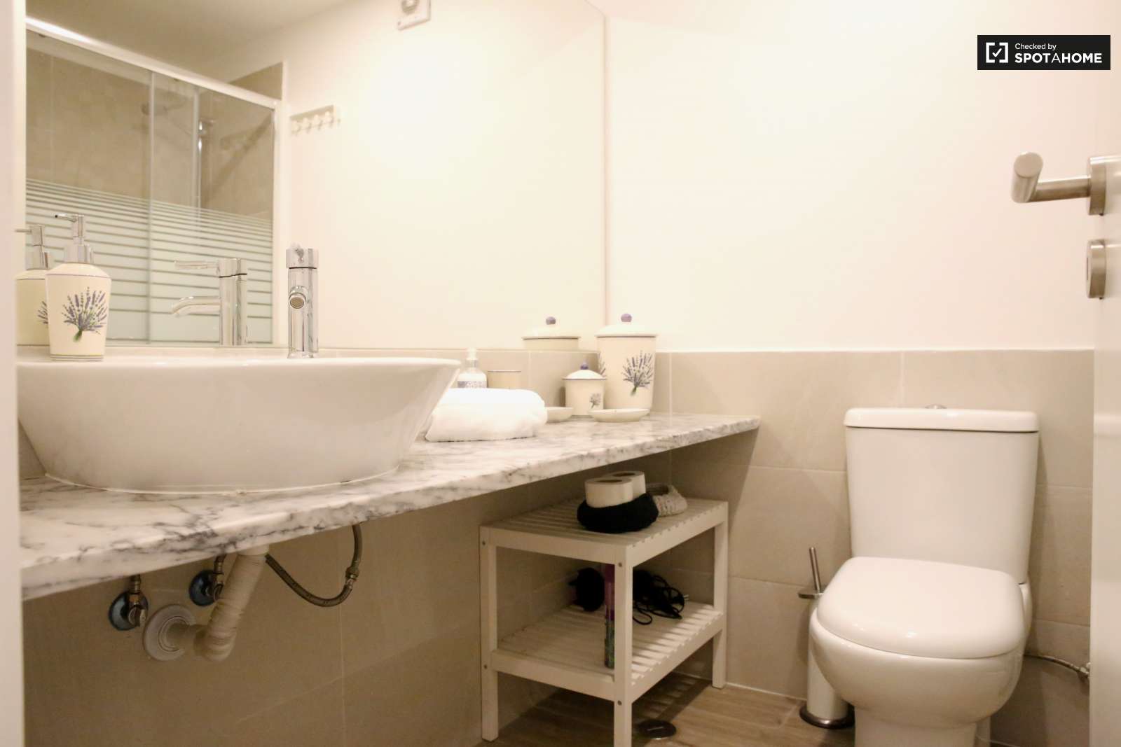 1-bedroom apartment for rent in Estrela