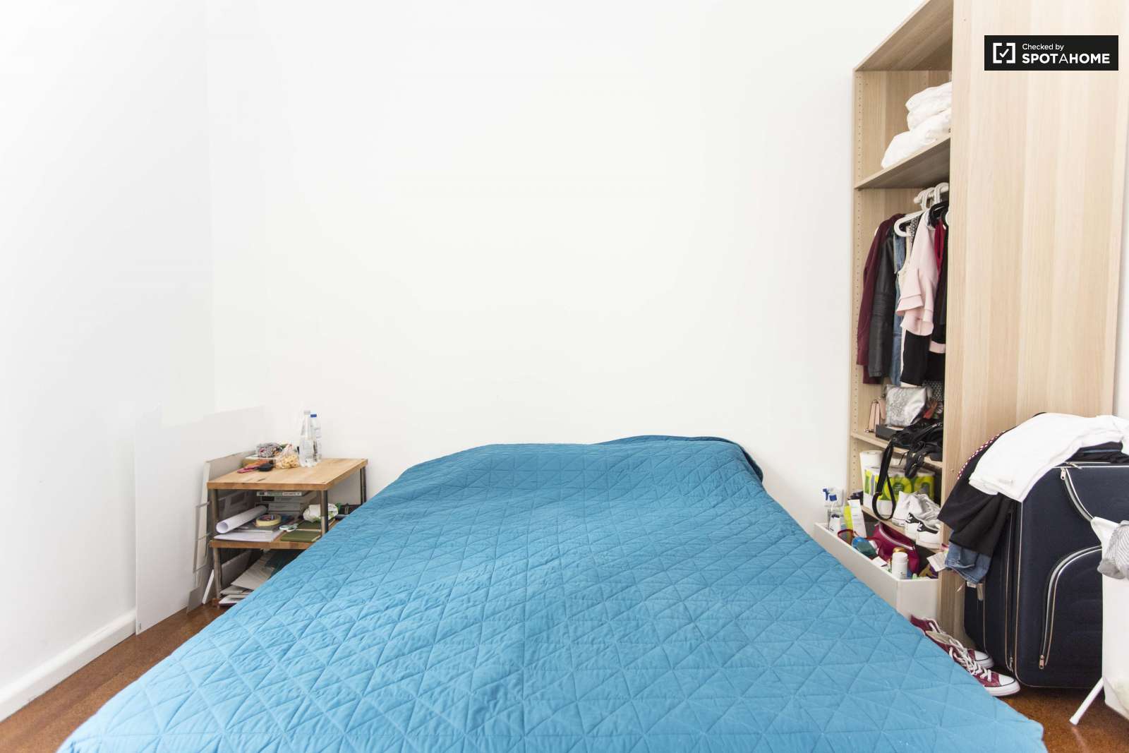 SINGLE ROOM NEXT LARANJEIRO METRO, ALMADA, LISBON