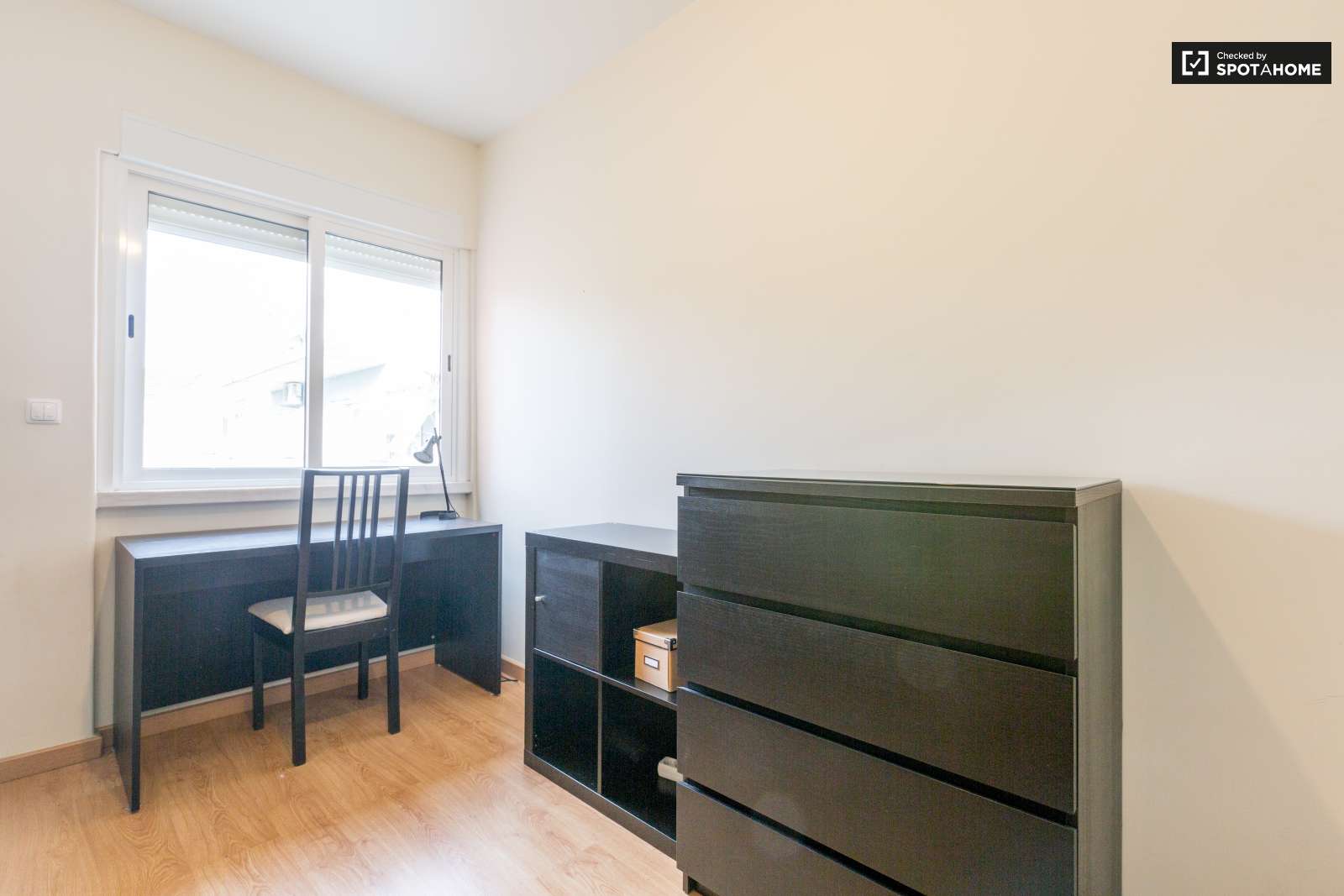 ROOM IN THE CITY CENTRE OF LISBON_BAIXA POMBALINA