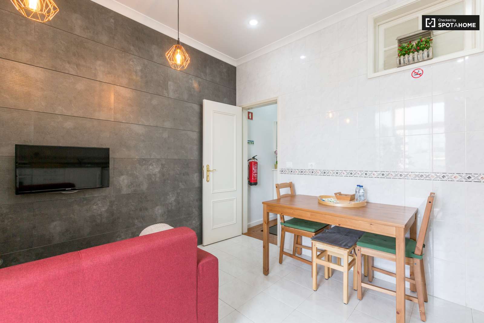 Modern 2-bedroom apartment for rent in Avenidas Novas