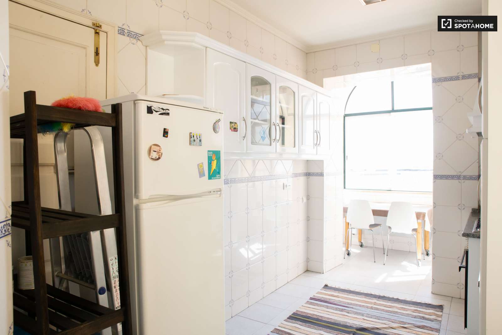 Renovated 3-bedroom apartment for rent in Graça e São Vicente