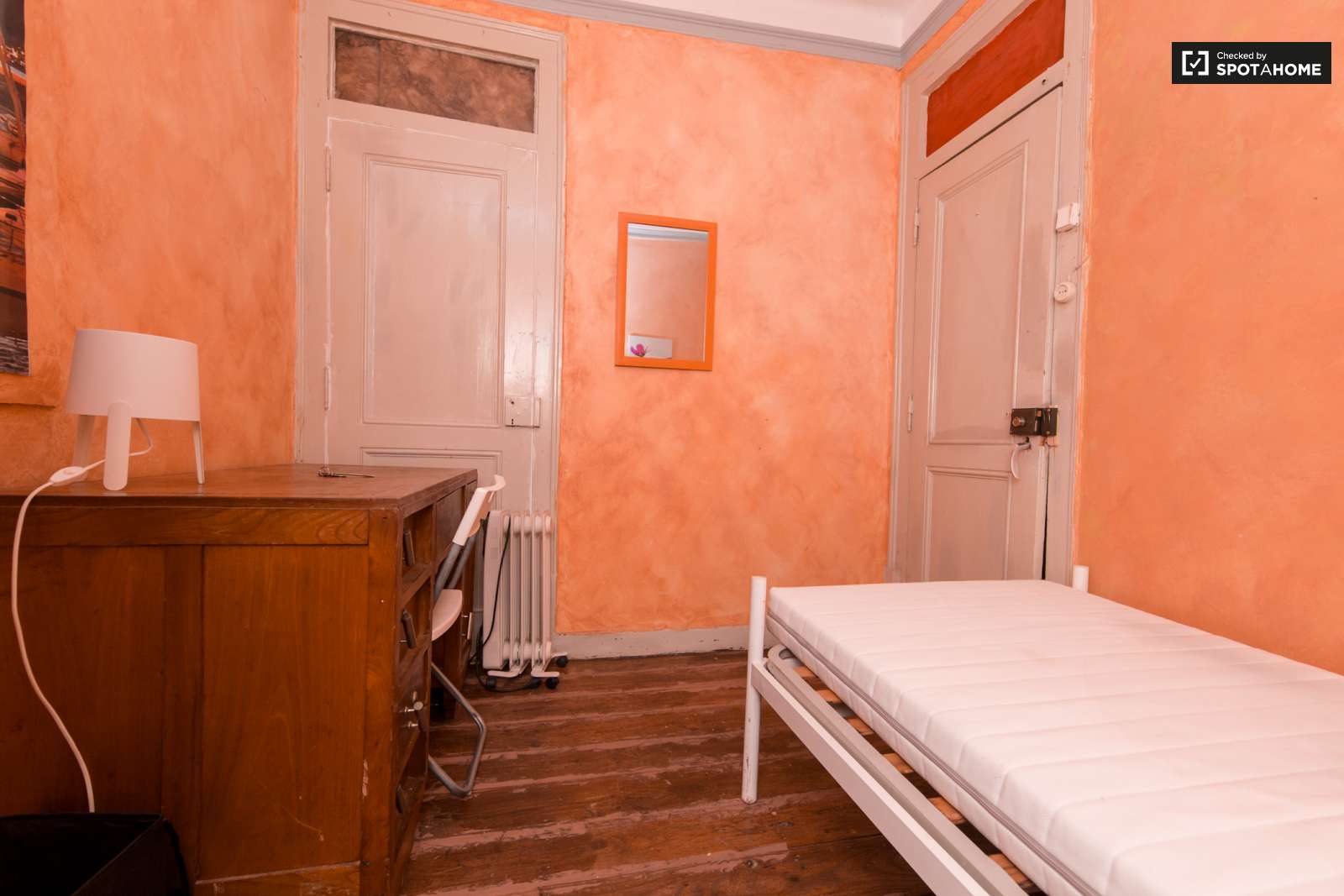 Charming room Lisbon Center - NEW