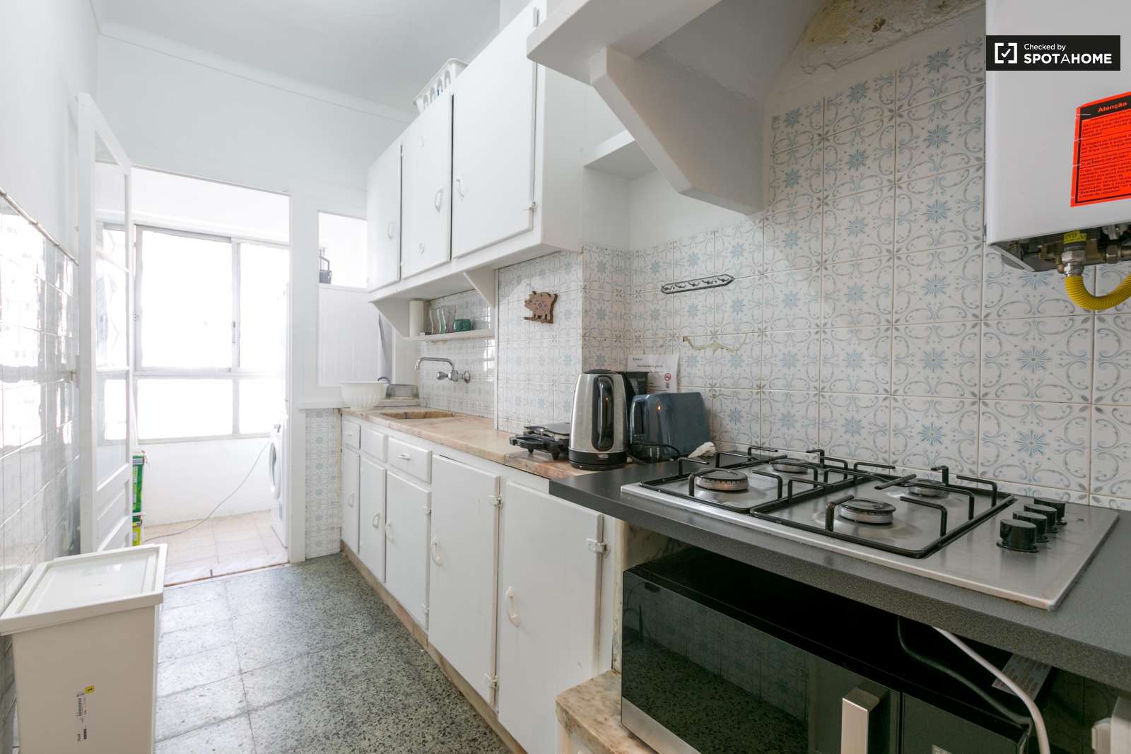 Quarto Acolhedor e Confortavel em Zona Priveligiada de Lisboa