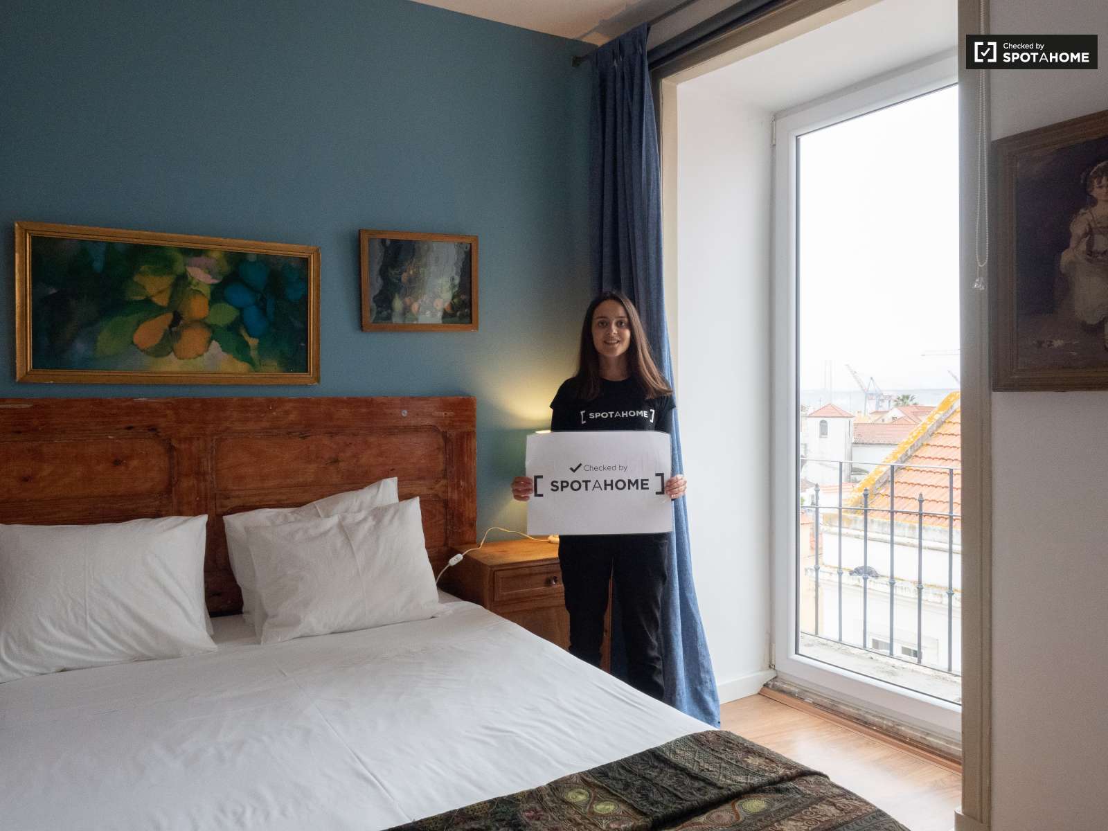 Chic 2-bedroom apartment for rent in Estrela