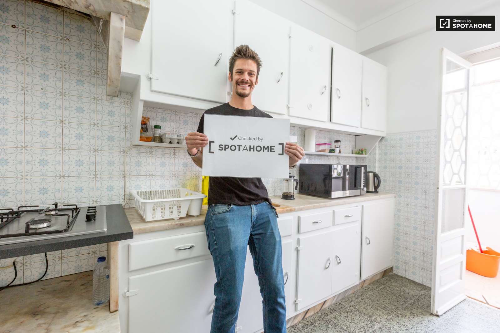 Nice room near the University NOVA (SBE) Carcavelos