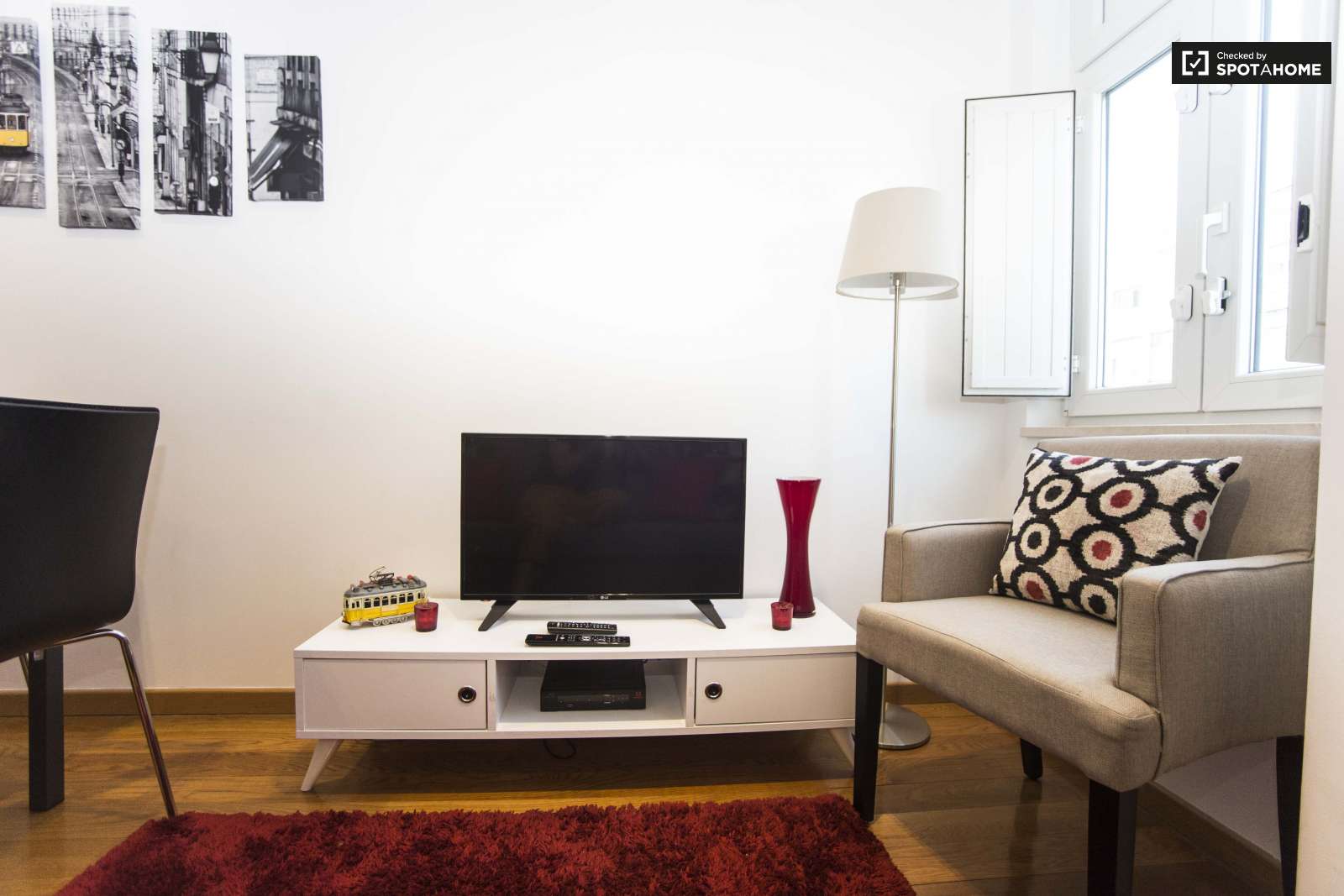 Double room near Estrela in an exclusive apartment for Erasmus Students