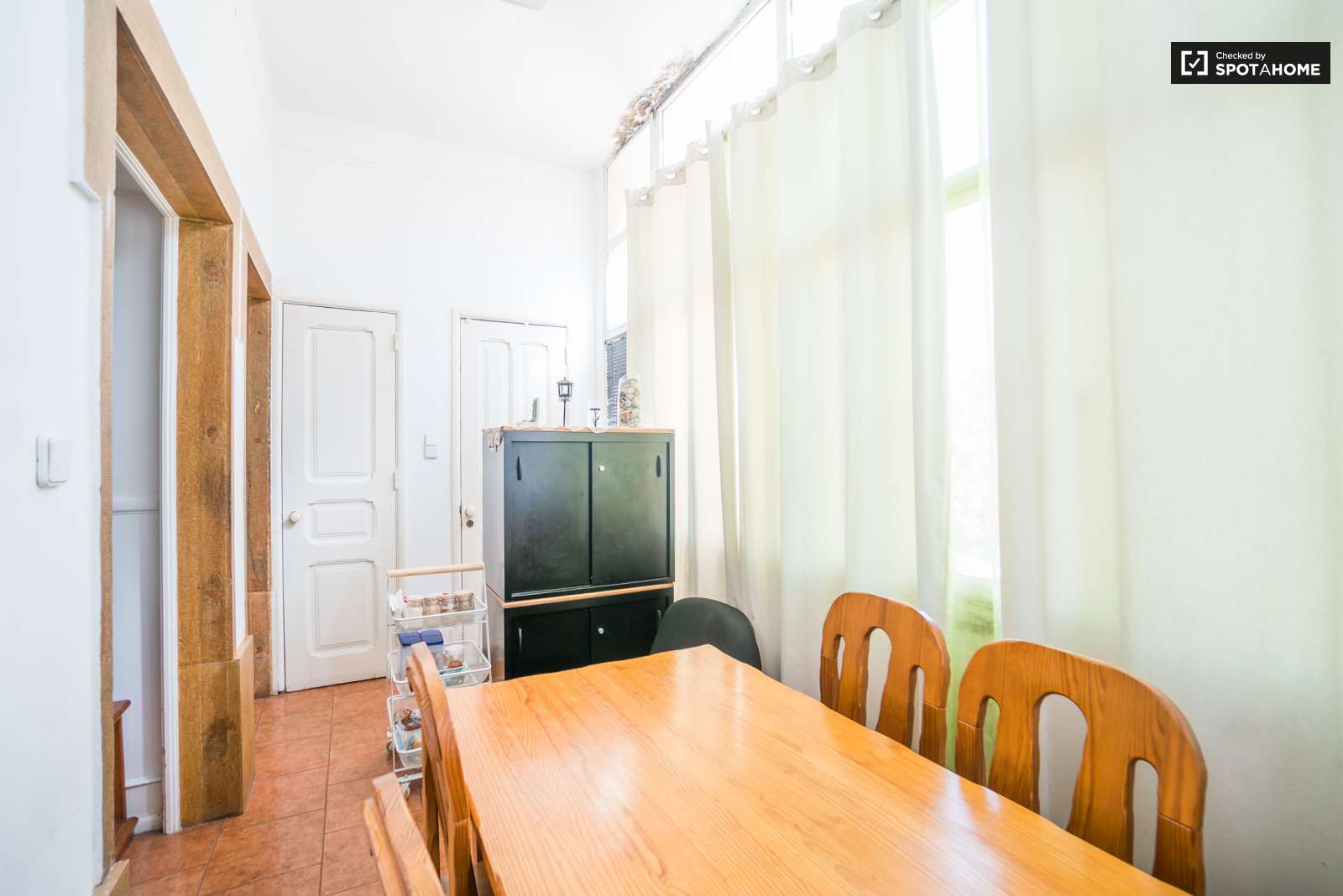 Room in Campo de Ourique, near Mercado Campo Ourique