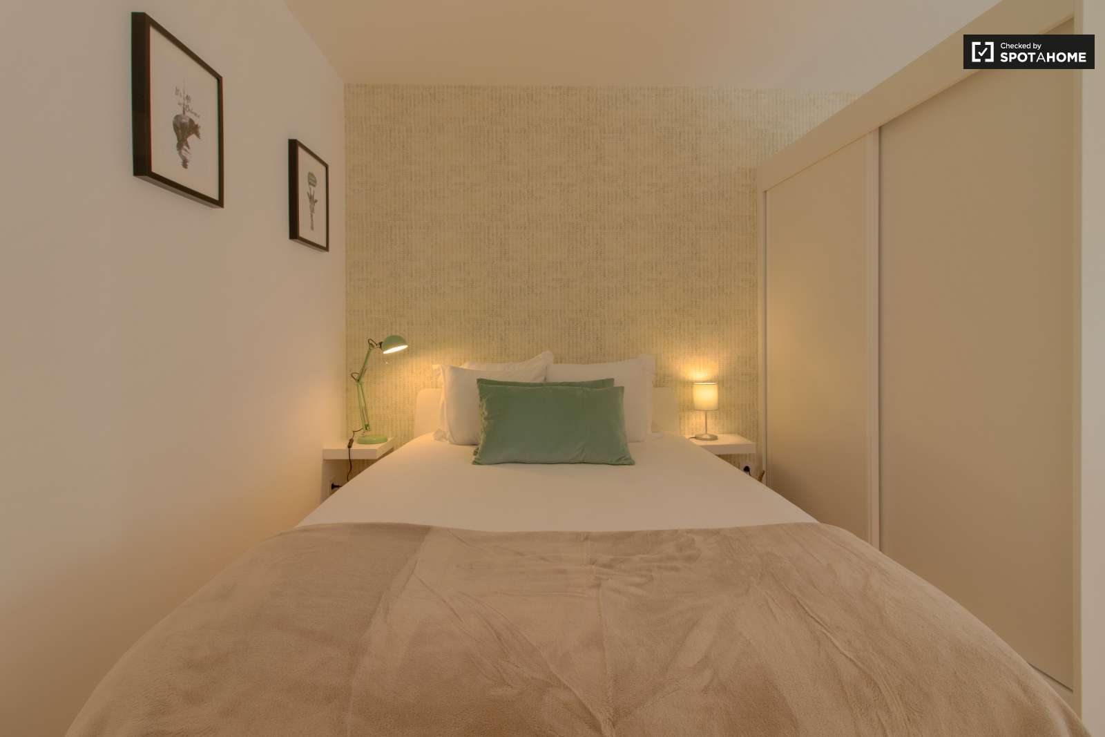 Stylish studio apartment for rent in Belém