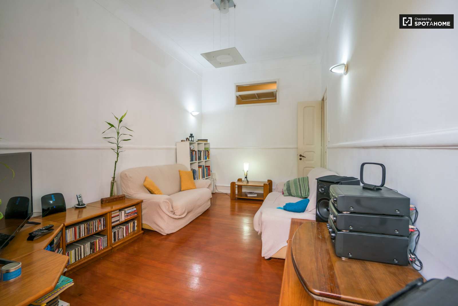 Room in Campo de Ourique, near Mercado Campo Ourique