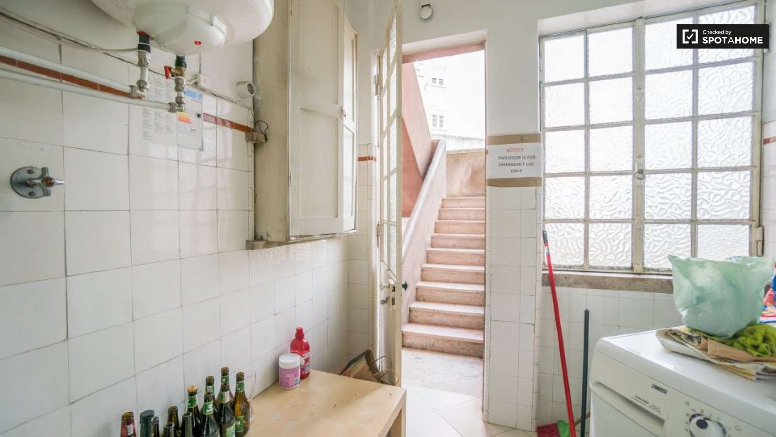 Fantastico Quarto Com Vista Sobre o Tejo e Ponte 25 Abril