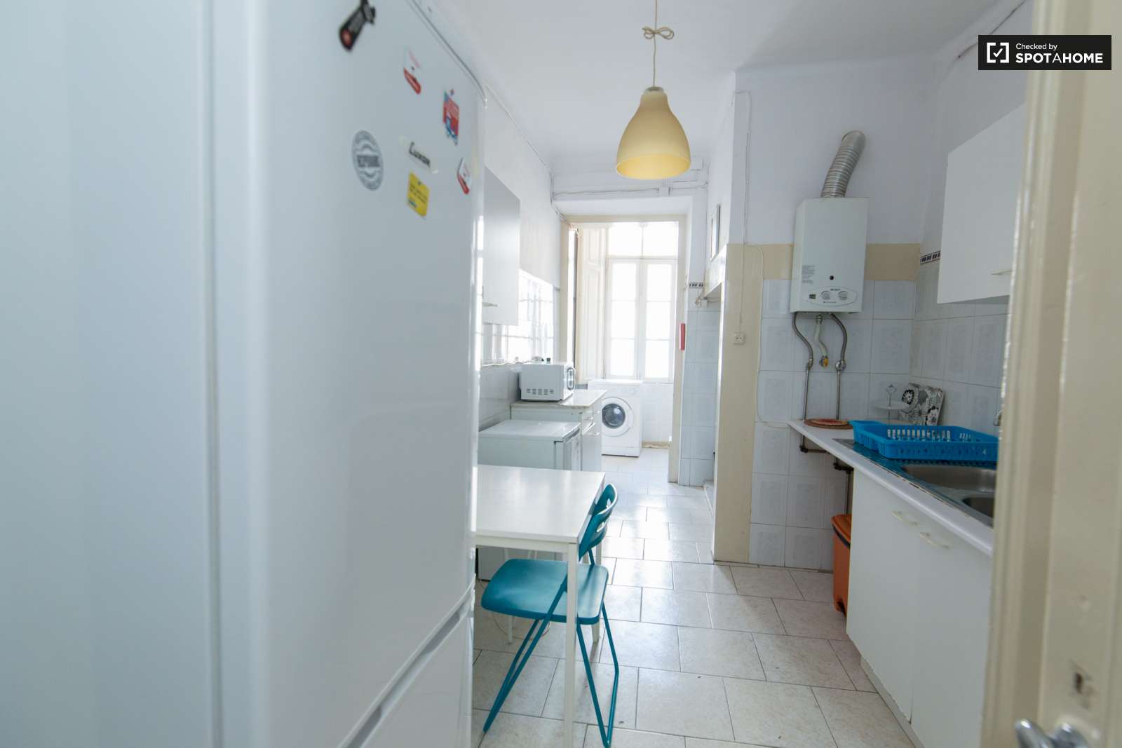 Single Room 10 min Lisbon City Center!