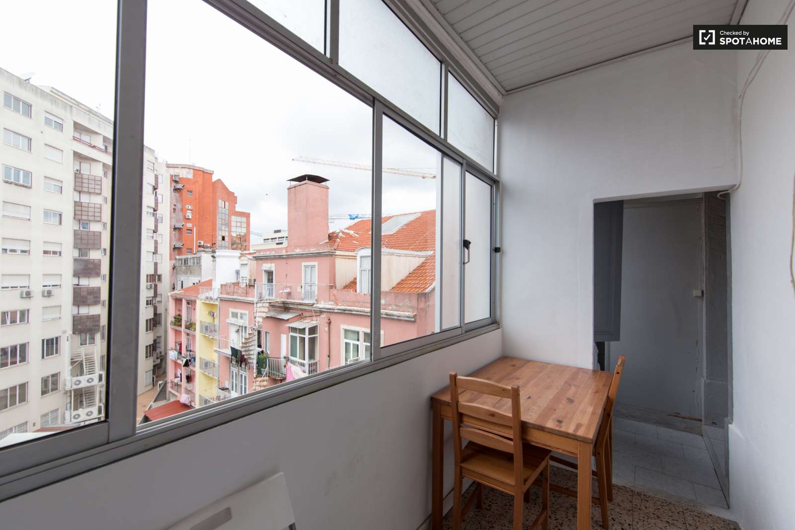 Charming room Lisbon Center - NEW