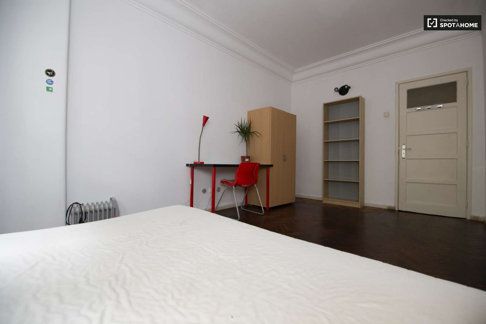 Room for rent in the center of Lisbon with a friend