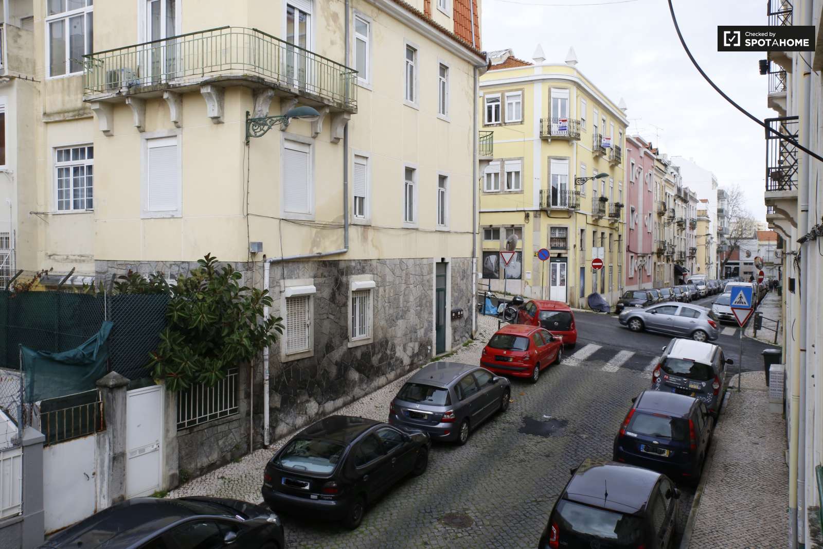 1-bedroom apartment for rent in Penha de França