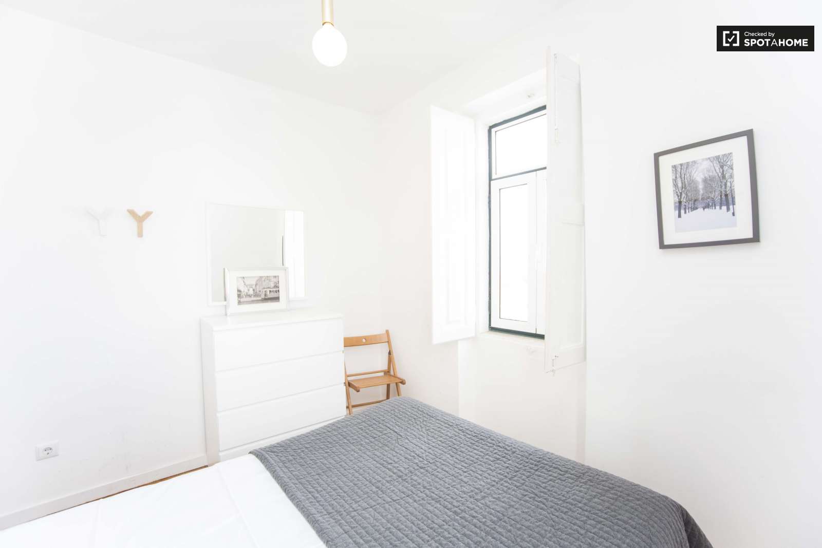 2-bedroom apartment for rent in Arroios