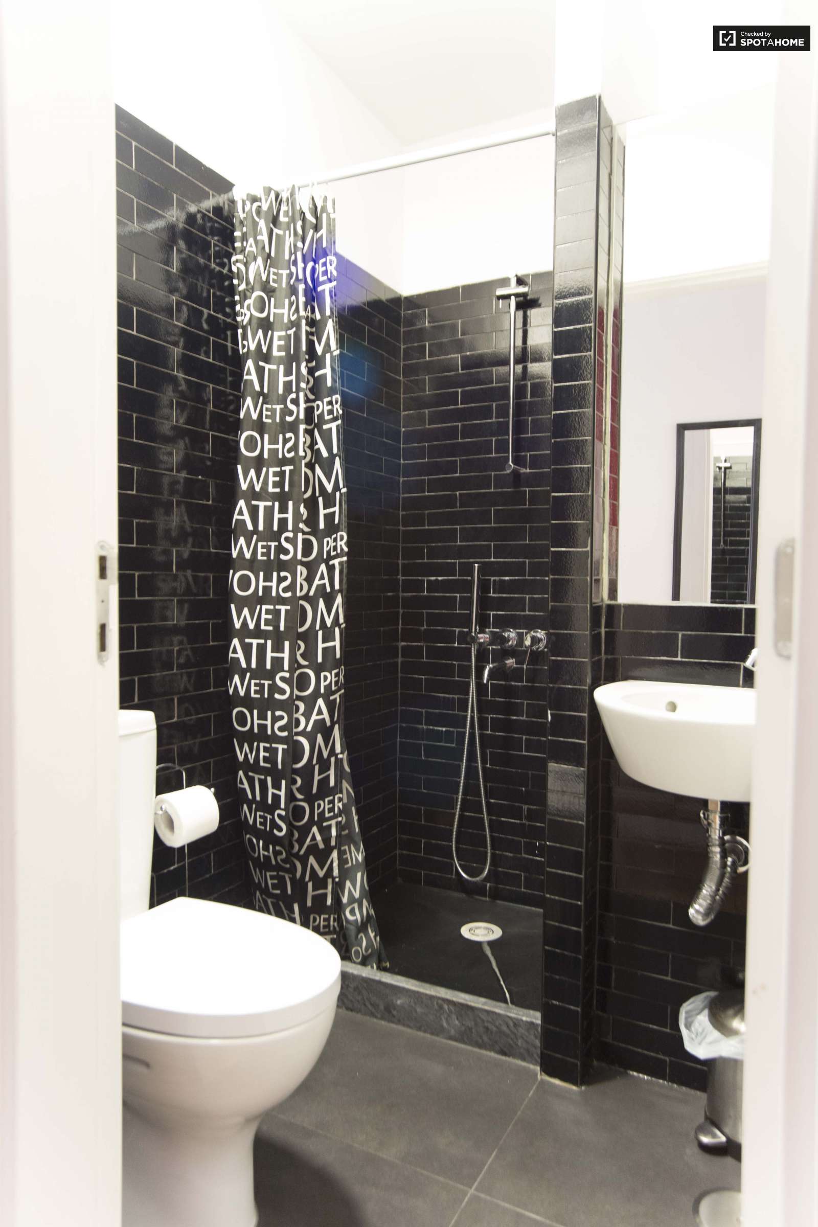 Modern 1-bedroom apartment for rent close to Ajuda National Palace