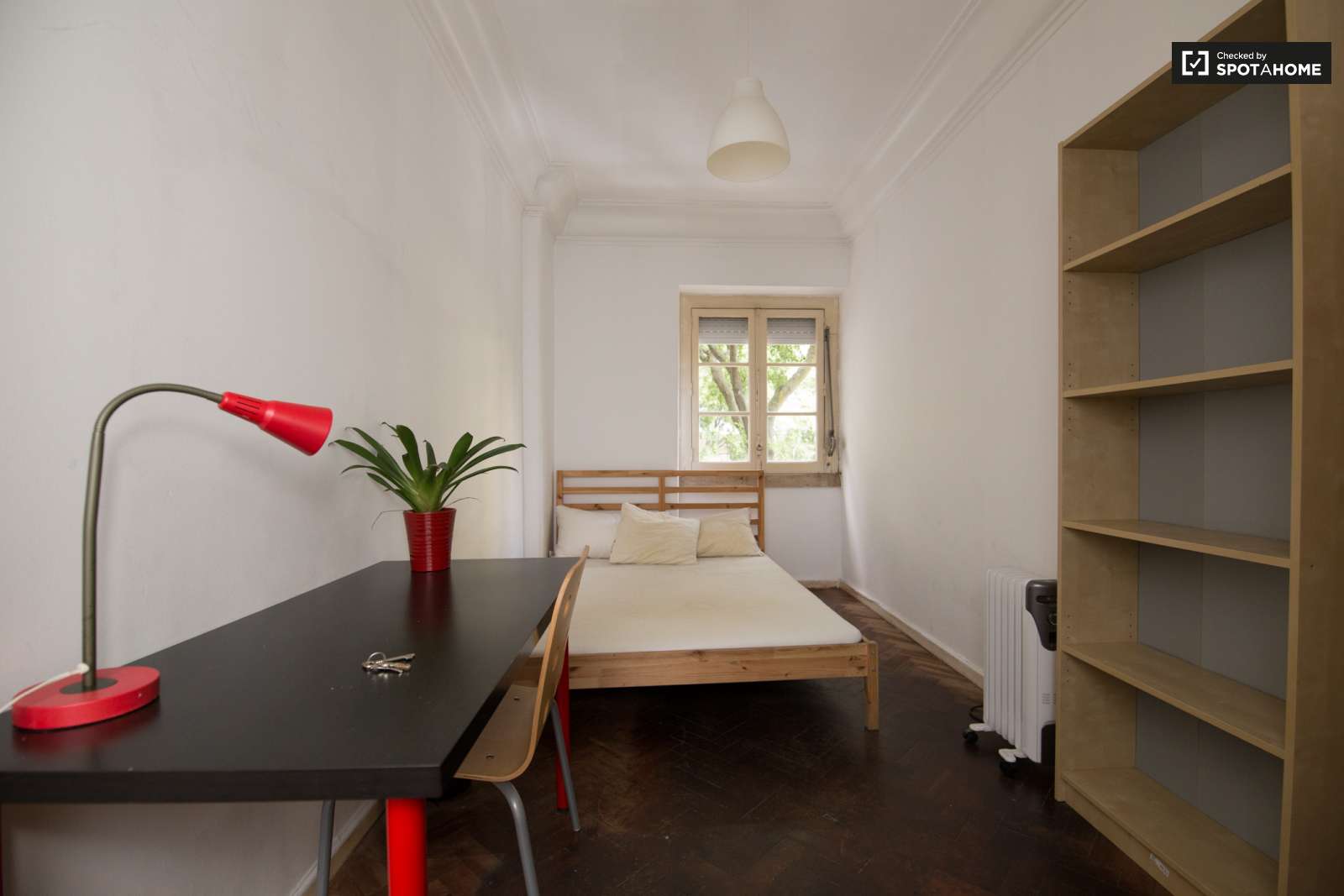 Student accommodation in Lisbon - All inclusive from €825 →