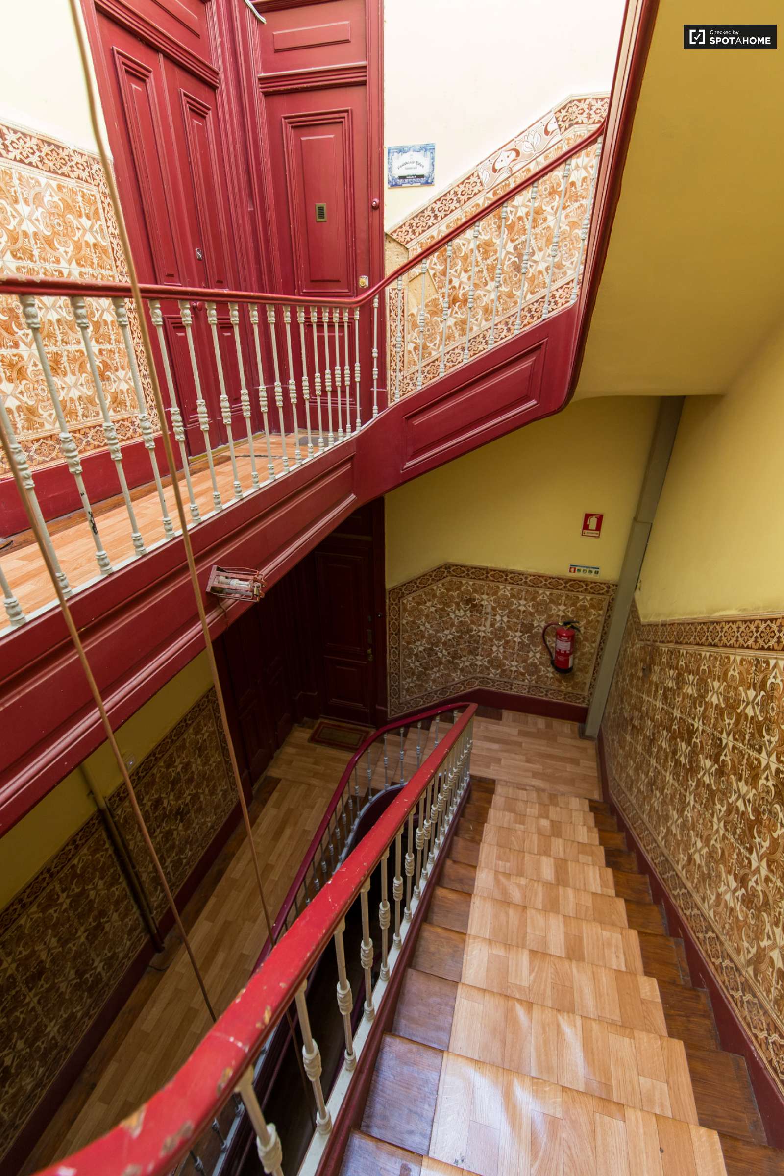 Single Room 10 min Lisbon City Center!