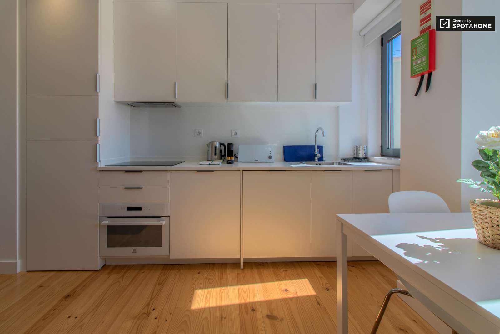 Charming 1-bedroom apartment with AC for rent in central Belém