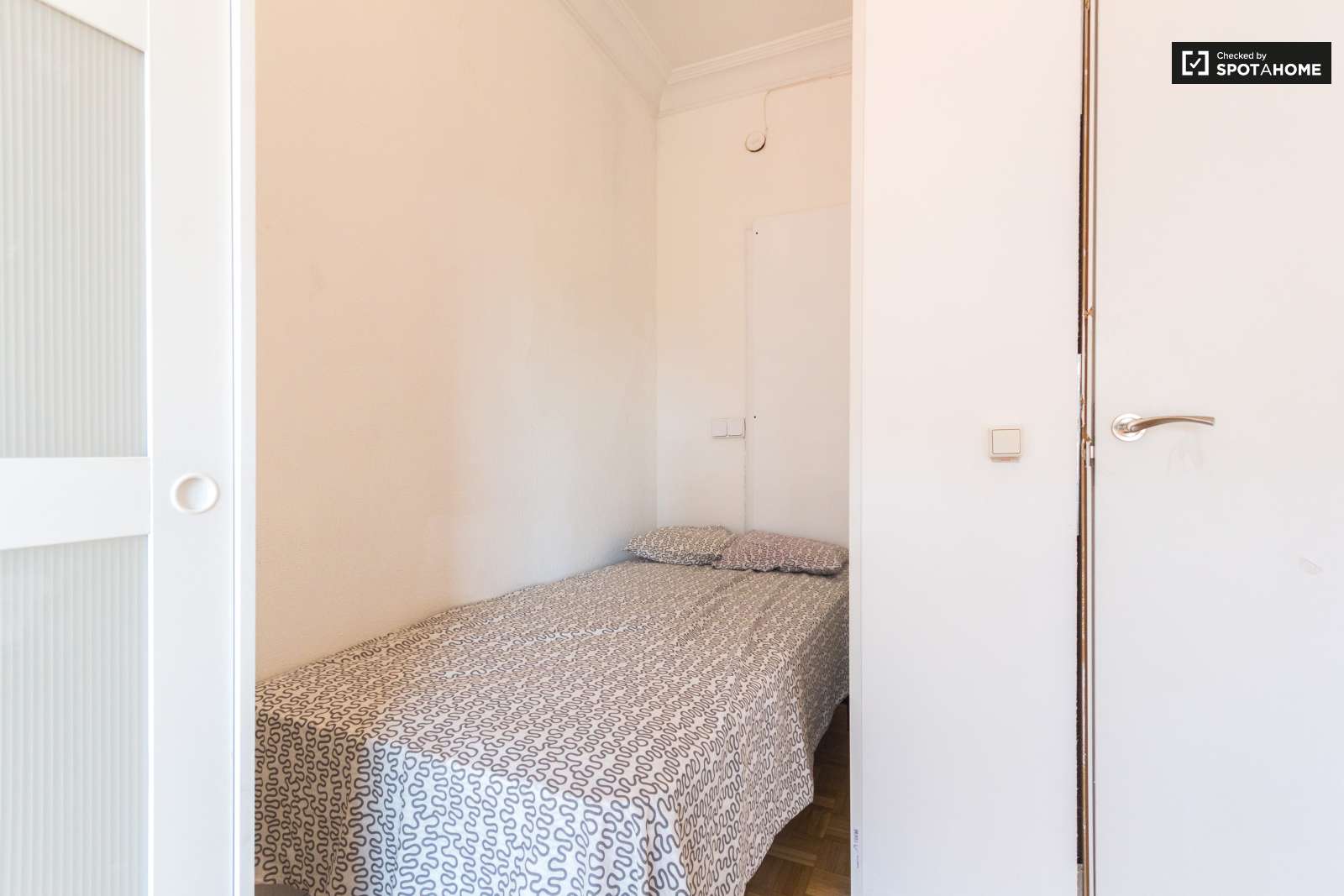 Spacious 4 Bed Apartment For Rent Chamartin Madrid Ref 94916