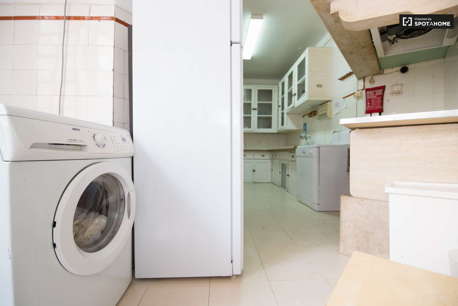 Fantastico Quarto Com Vista Sobre o Tejo e Ponte 25 Abril