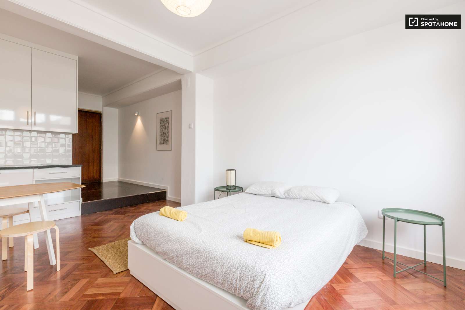 Charming studio apartment for rent in Anjos