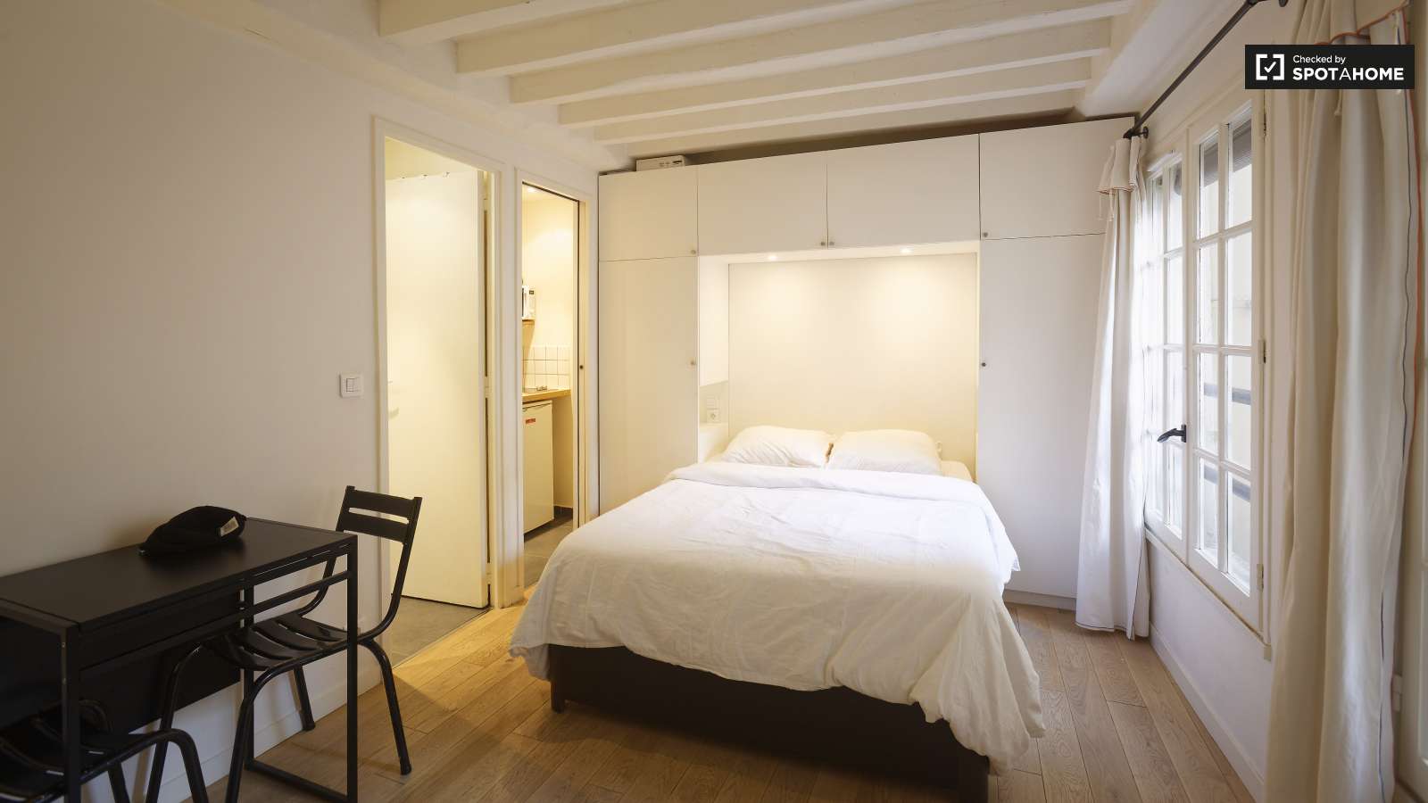 Studio Apartment Paris luminous studio with modern furniture in louvre, paris 1 | spotahome Studio Apartment Paris luminous studio with modern furniture in louvre, paris 1 | spotahome