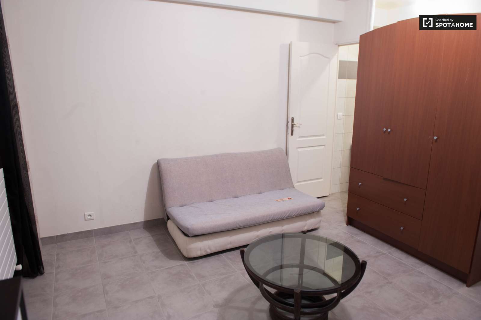 Paris, Fransa kiralık stüdyo daireler.