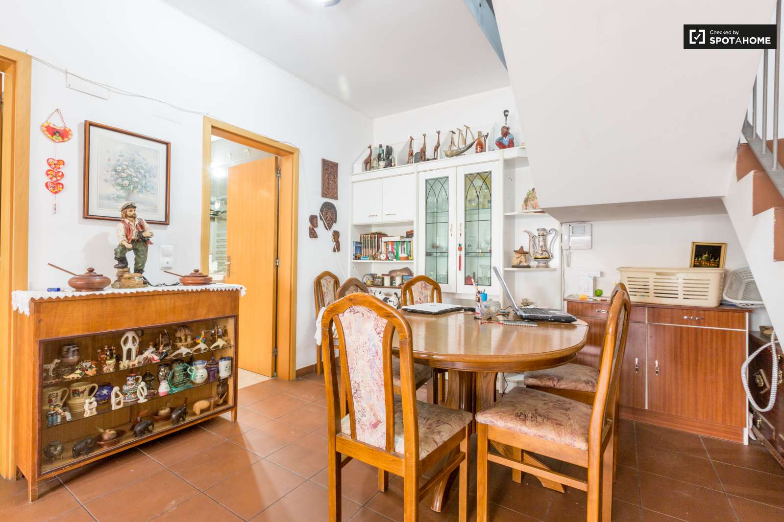 Twin Beds in Rooms for rent in 3-bedroom apartment in Lumiar