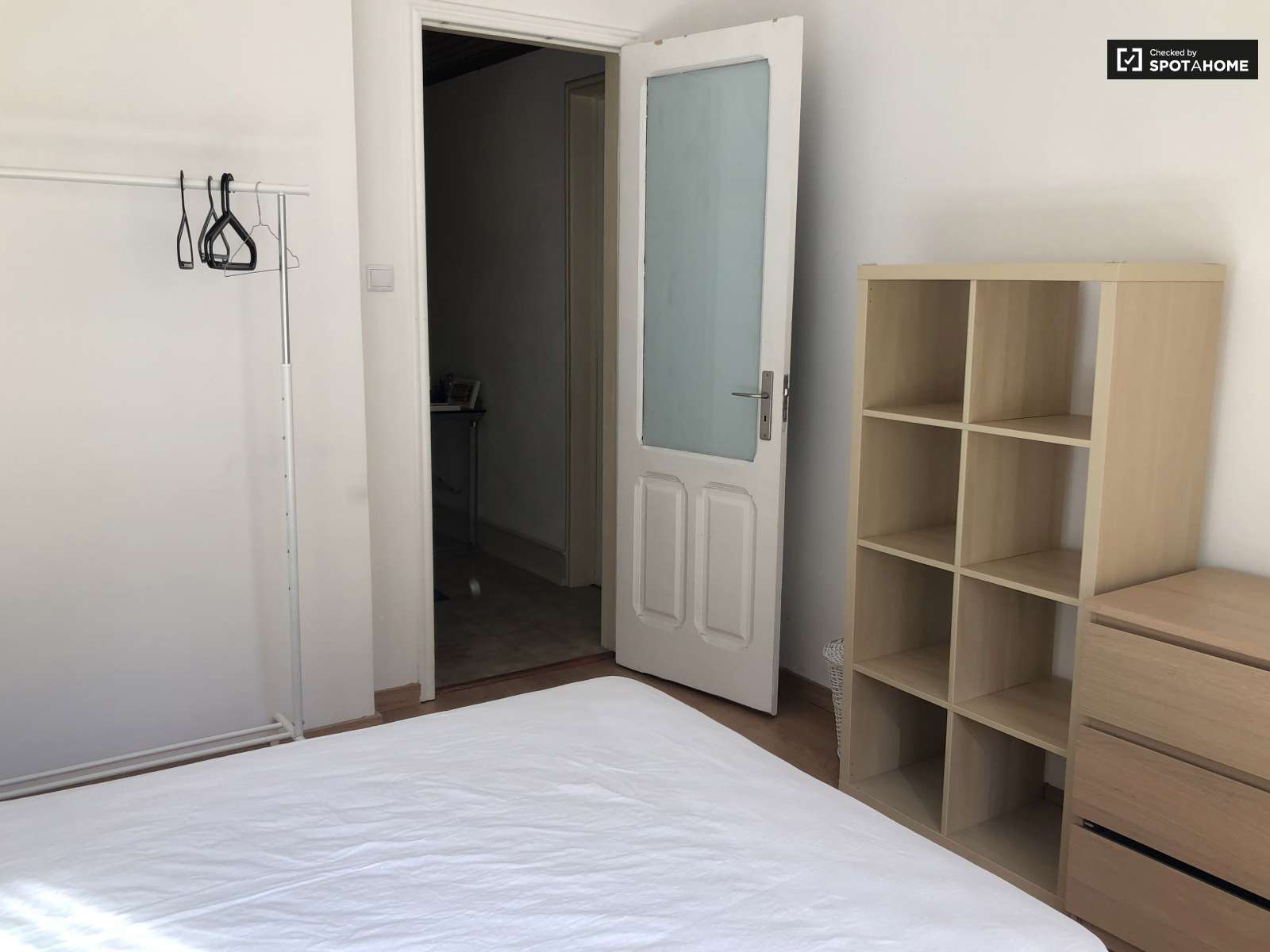 Quartos na Lapa com vista (ISEG, IADE, ISA)