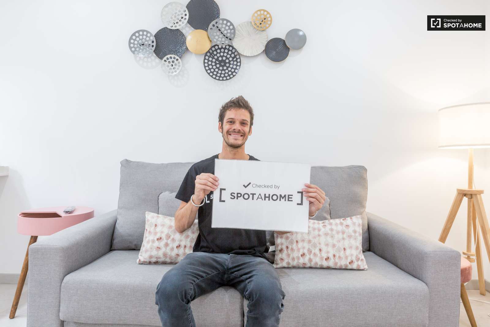 Cozy 1-bedroom apartment for rent near Metro in Olaias