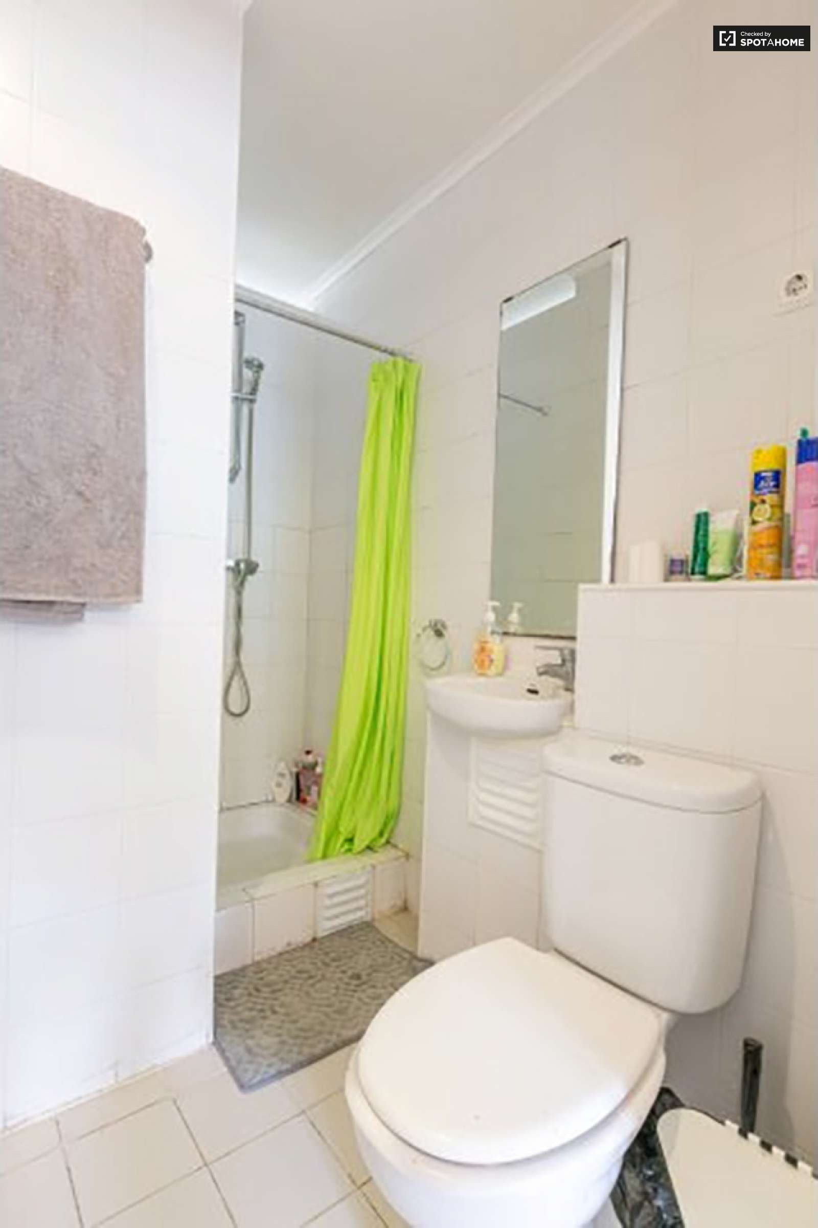 Quarto duplo para estudantes nas águas livres