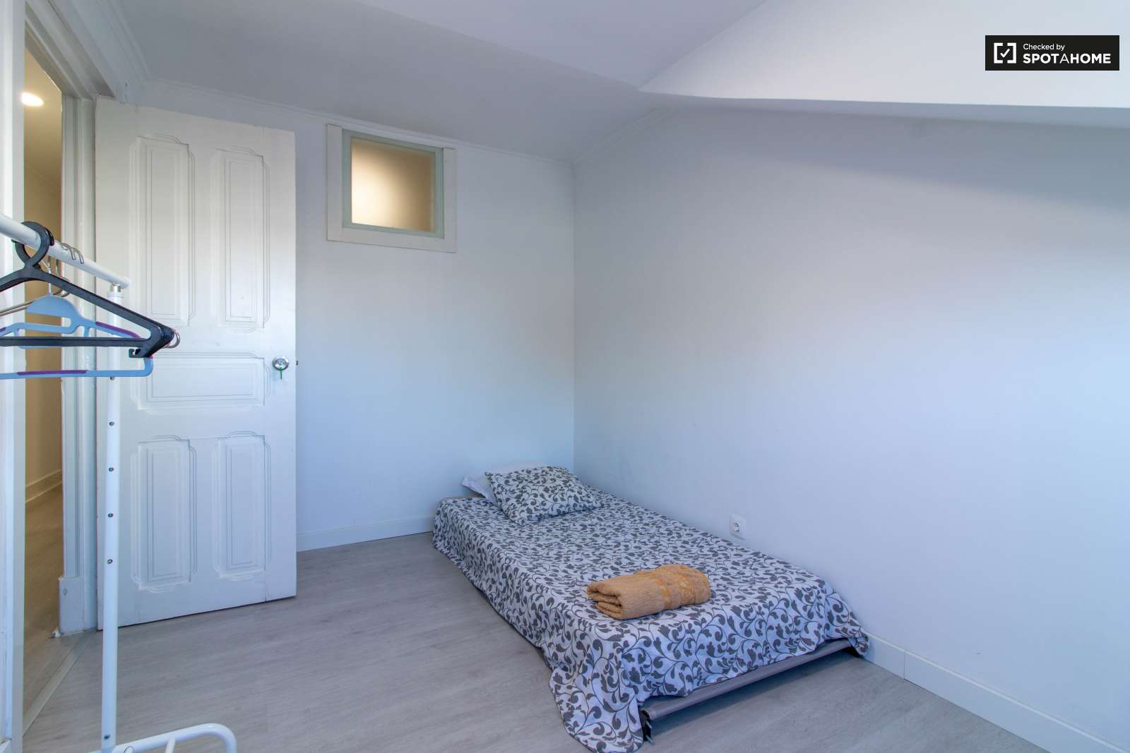 Great 2-bedroom apartment for rent in Arroios