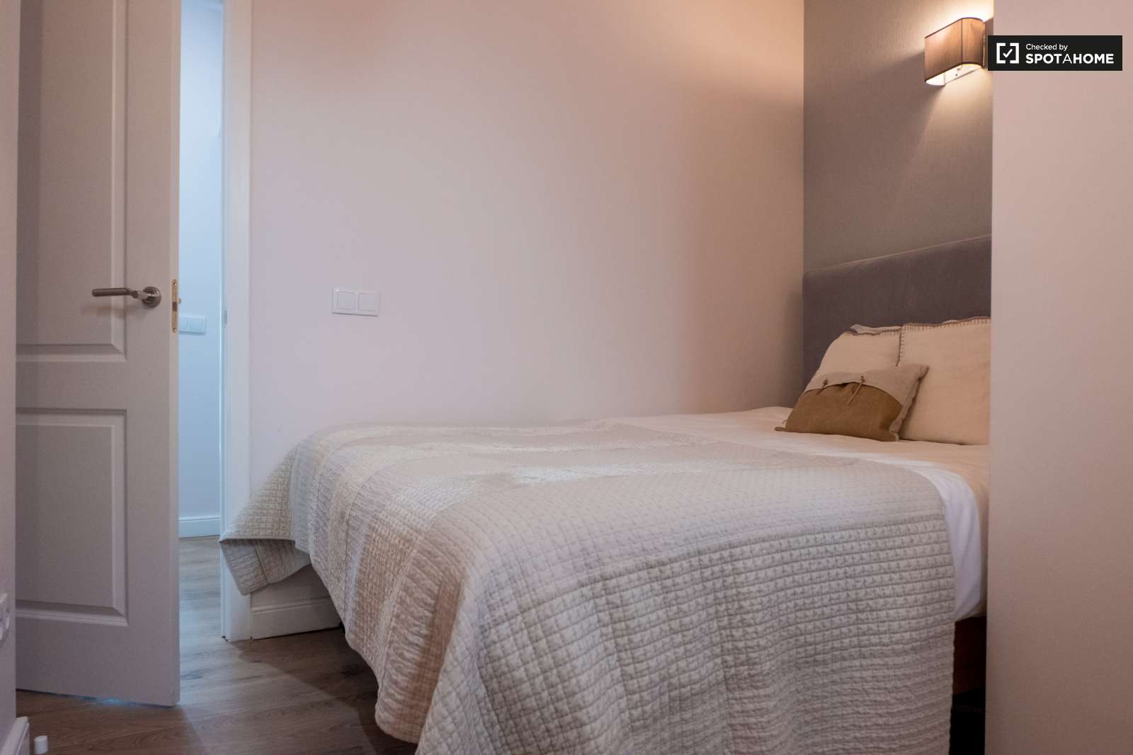 2-bedroom apartment for rent in Bairro Alto