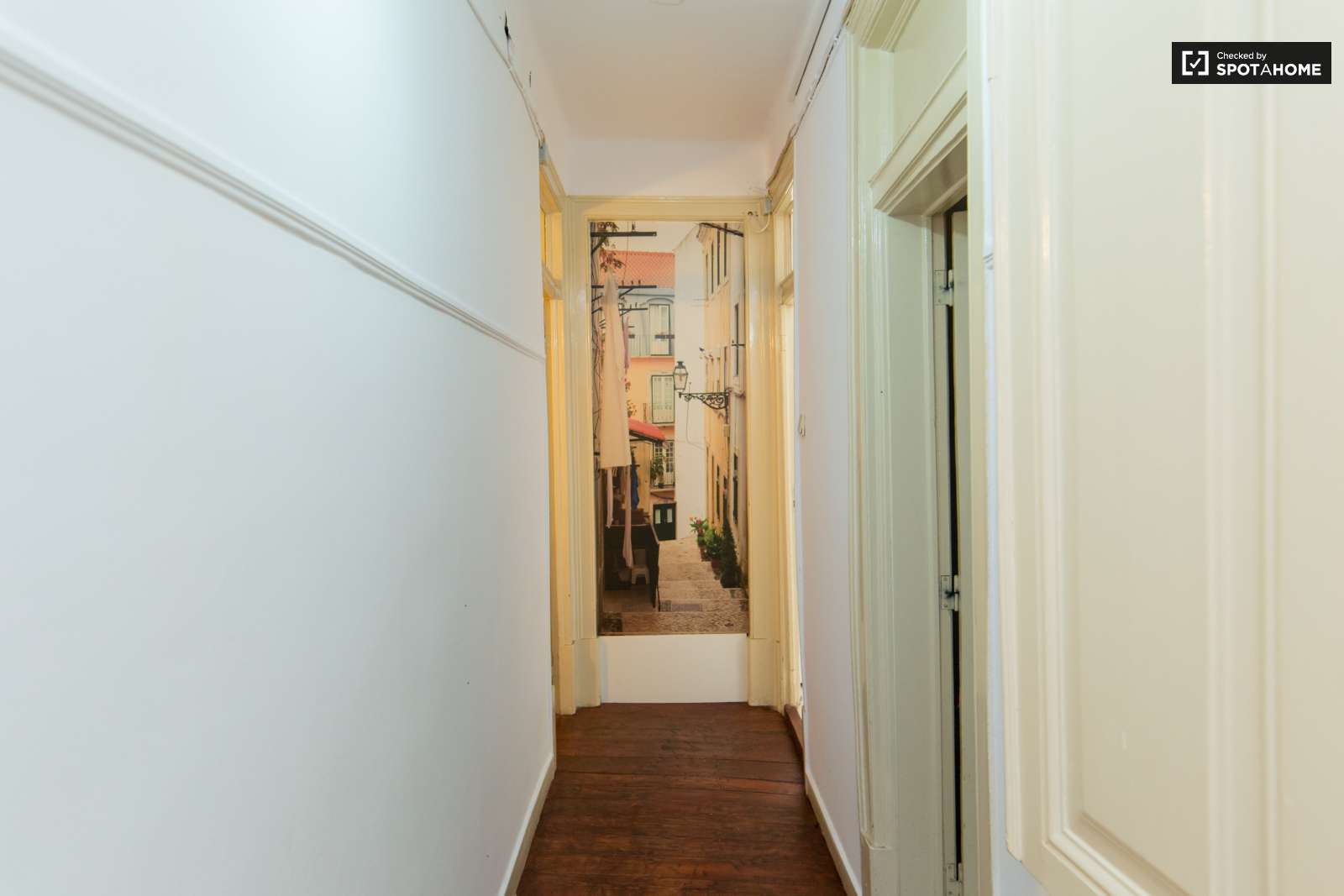 Single Room 10 min Lisbon City Center!