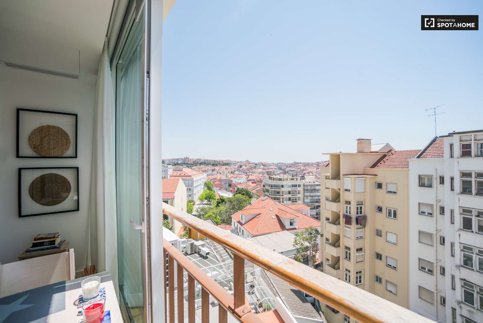 Terrific 1-bedroom apartment for rent near Instituto Superior Técnico in Arroios, Lisbon