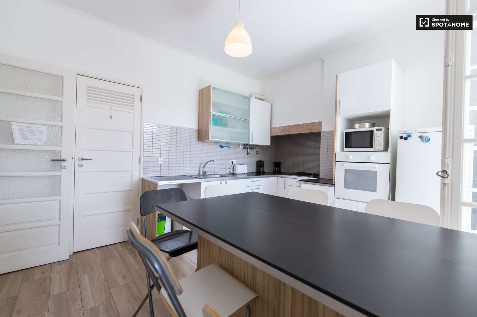 Single Excellent Room For Rent In Alameda