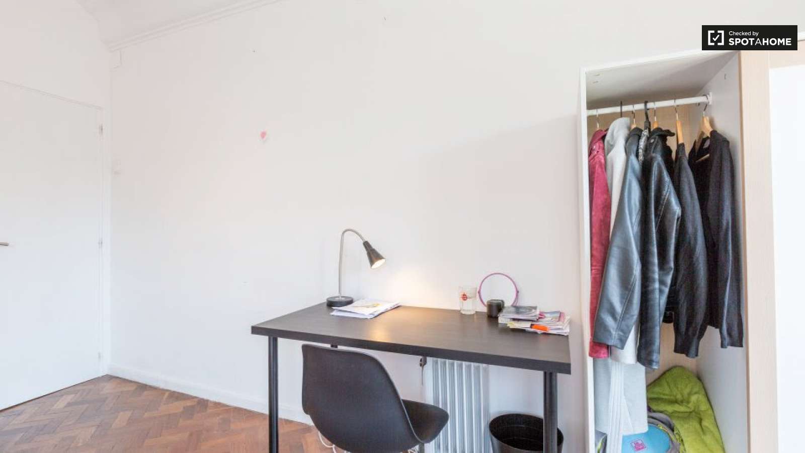 Quarto duplo para estudantes nas águas livres