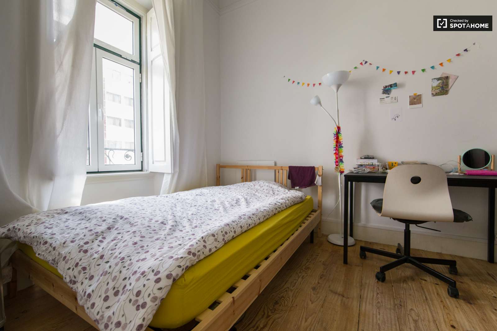 Confortable Single Room For Rent In V. Franca Xira Near Lisbon