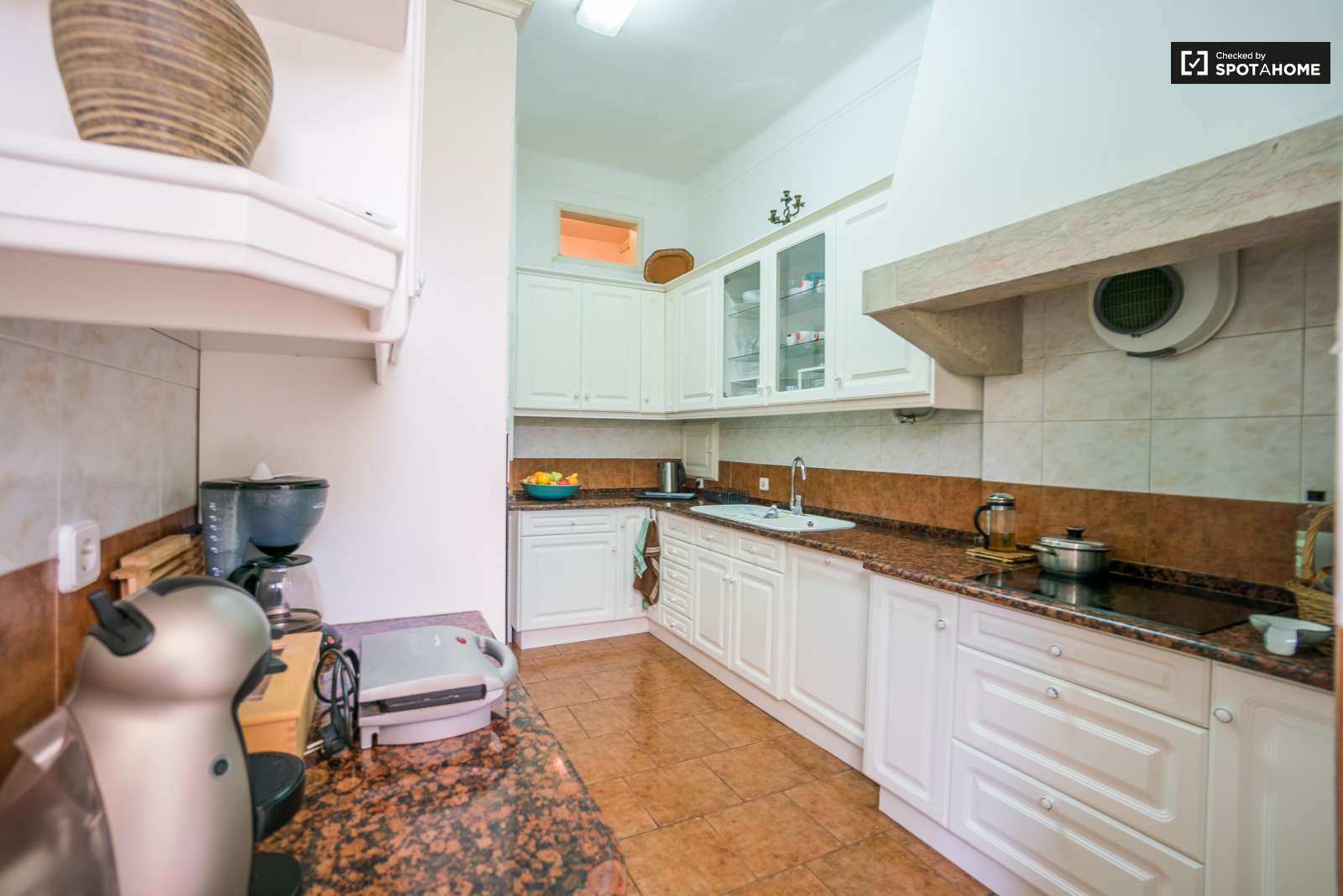 Room in Campo de Ourique, near Mercado Campo Ourique