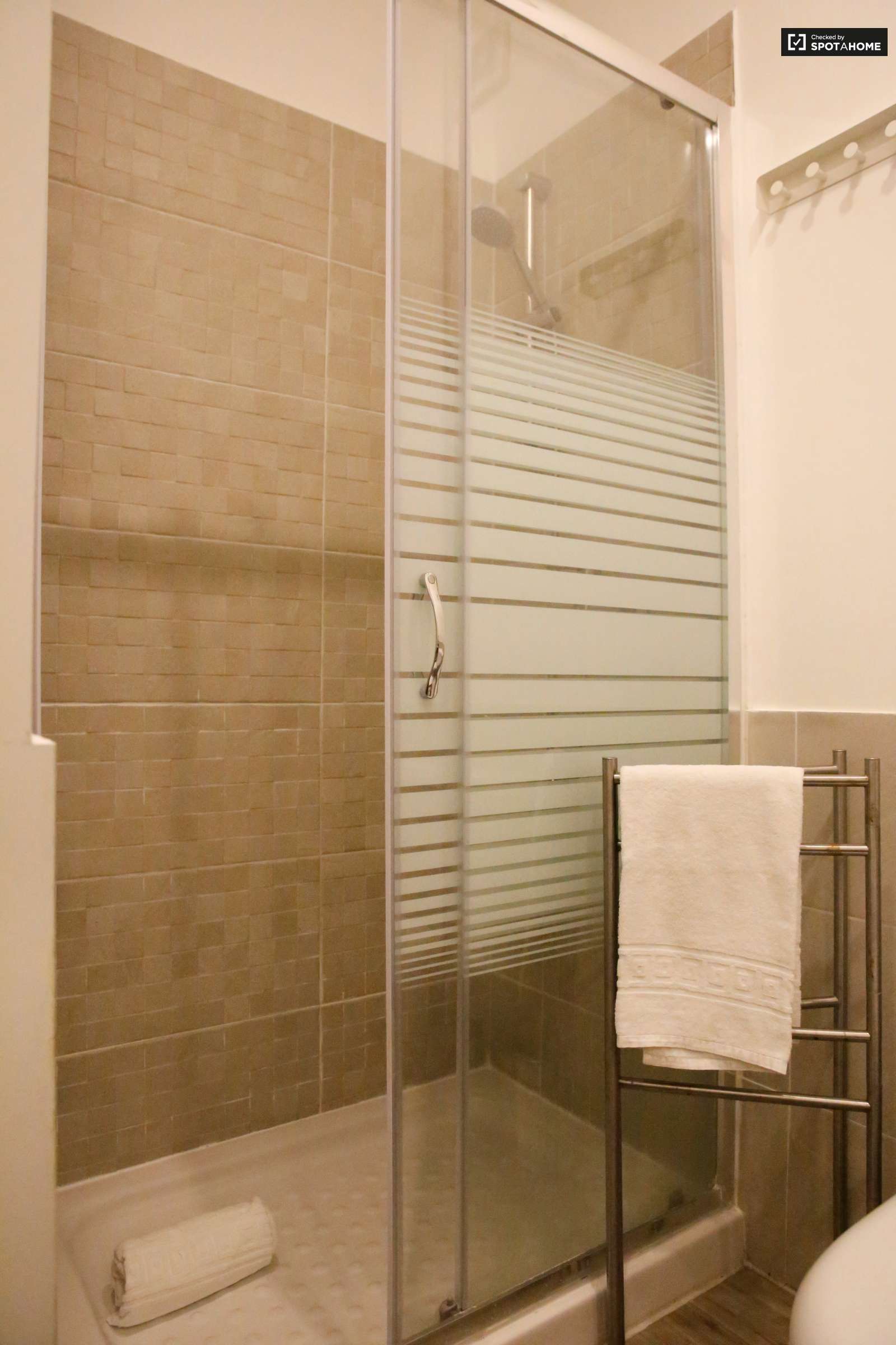 1-bedroom apartment for rent in Estrela