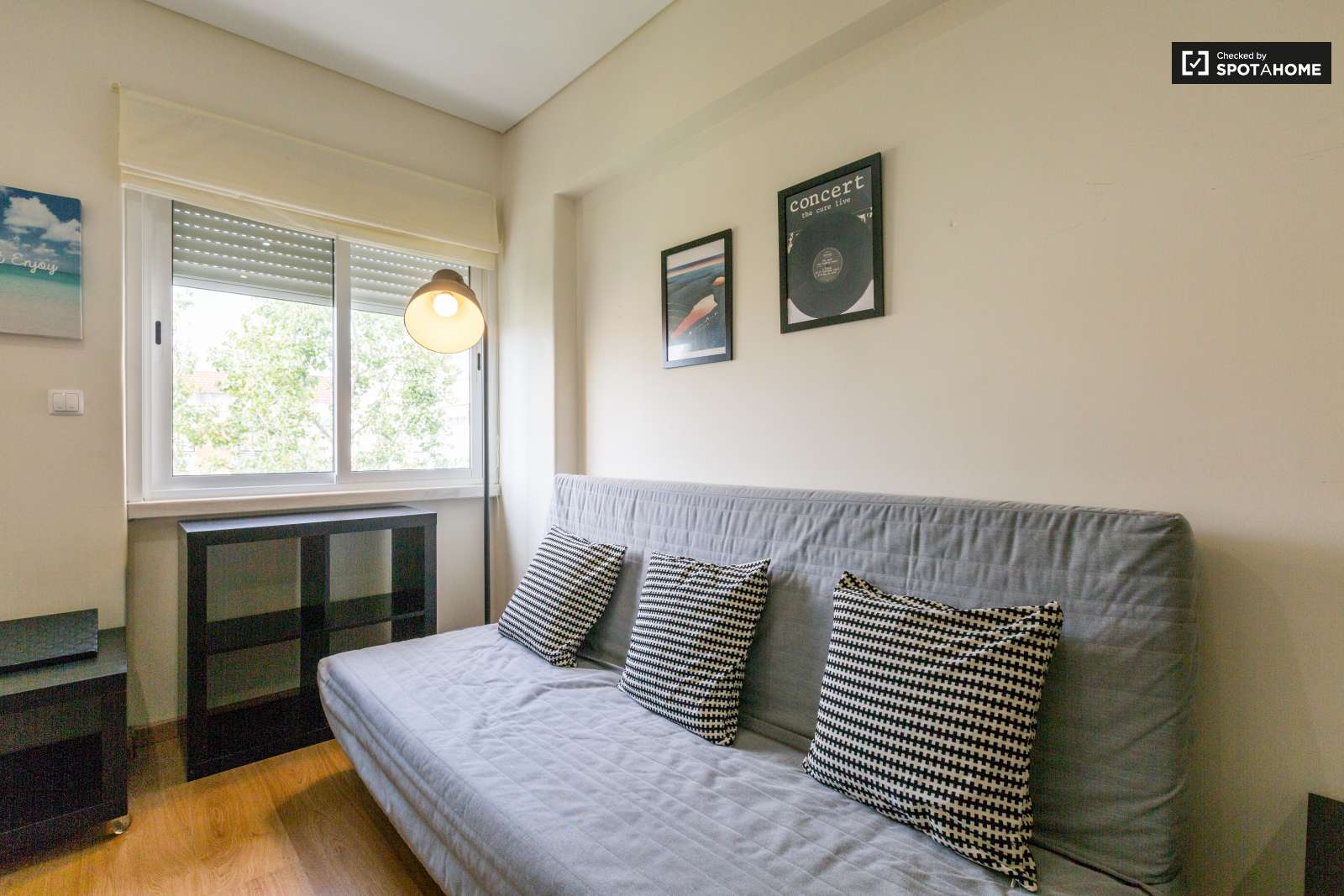 ROOM IN THE CITY CENTRE OF LISBON_BAIXA POMBALINA