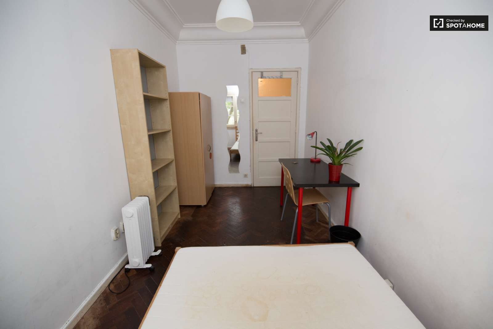 Student accommodation in Lisbon - All inclusive from €825 →