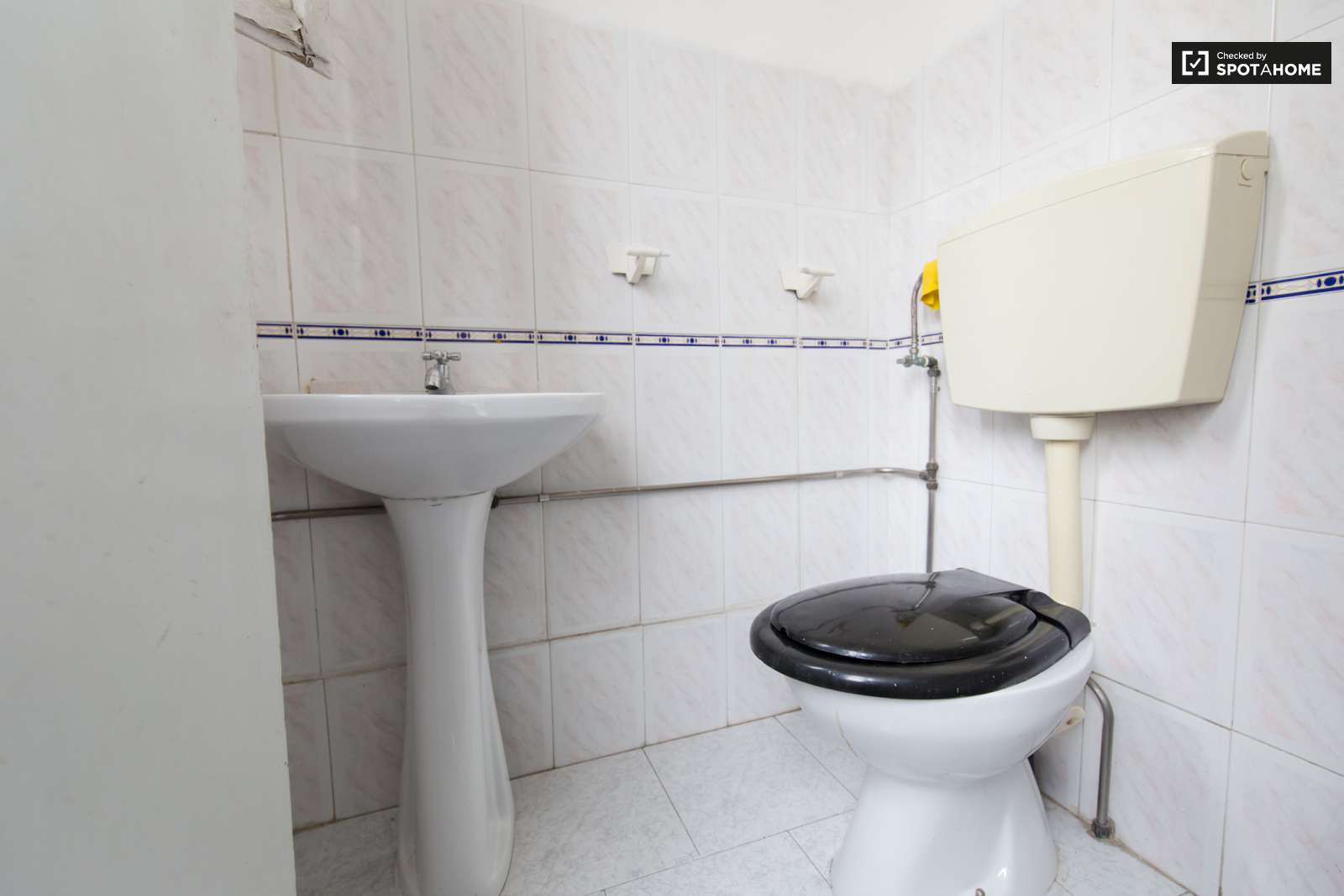 Charming room Lisbon Center - NEW