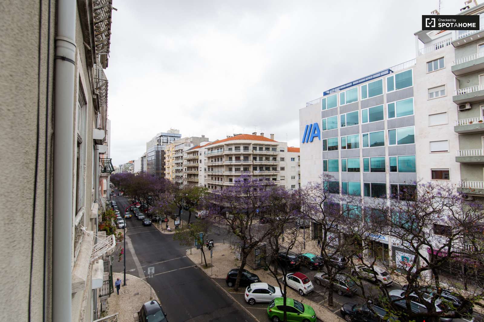 Single Room 10 min Lisbon City Center!