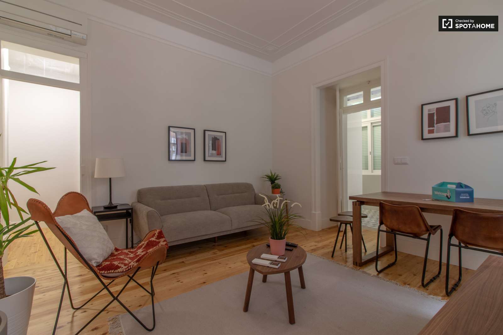 2-bedroom apartment for rent in Arroios