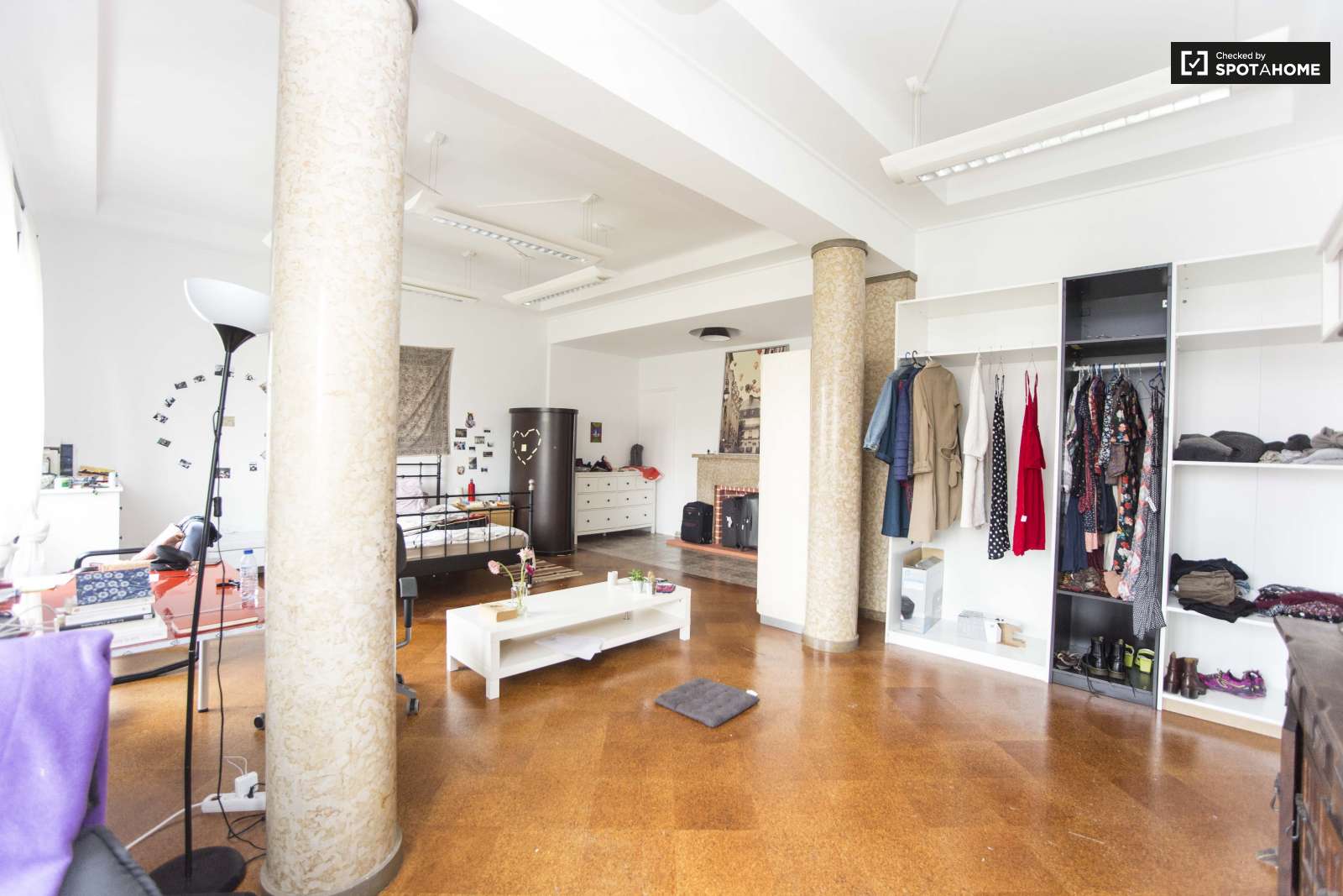 double room next LARANJEIRO METRO, ALMADA, LISBON